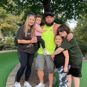 Meet your Posher, Jonathan